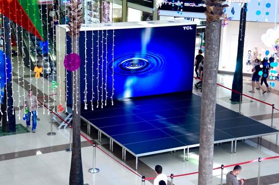 Stage in the shopping center "Red Square" image 1
